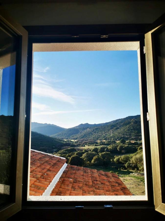 Agriturismo Bed And Breakfast Tanca Taroni Telti Eksteriør billede